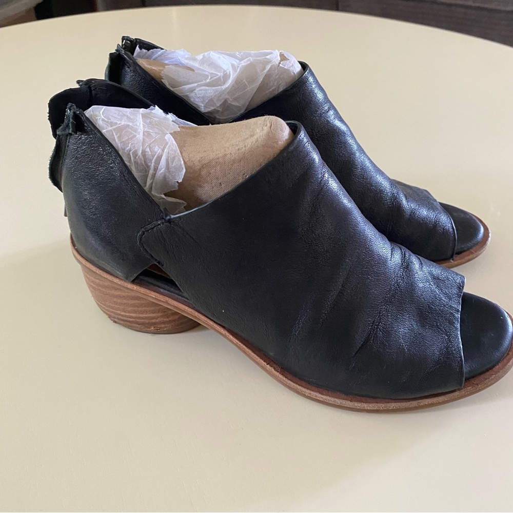 Sofft Carleigh Heeled Sandals - Picture 6 of 10